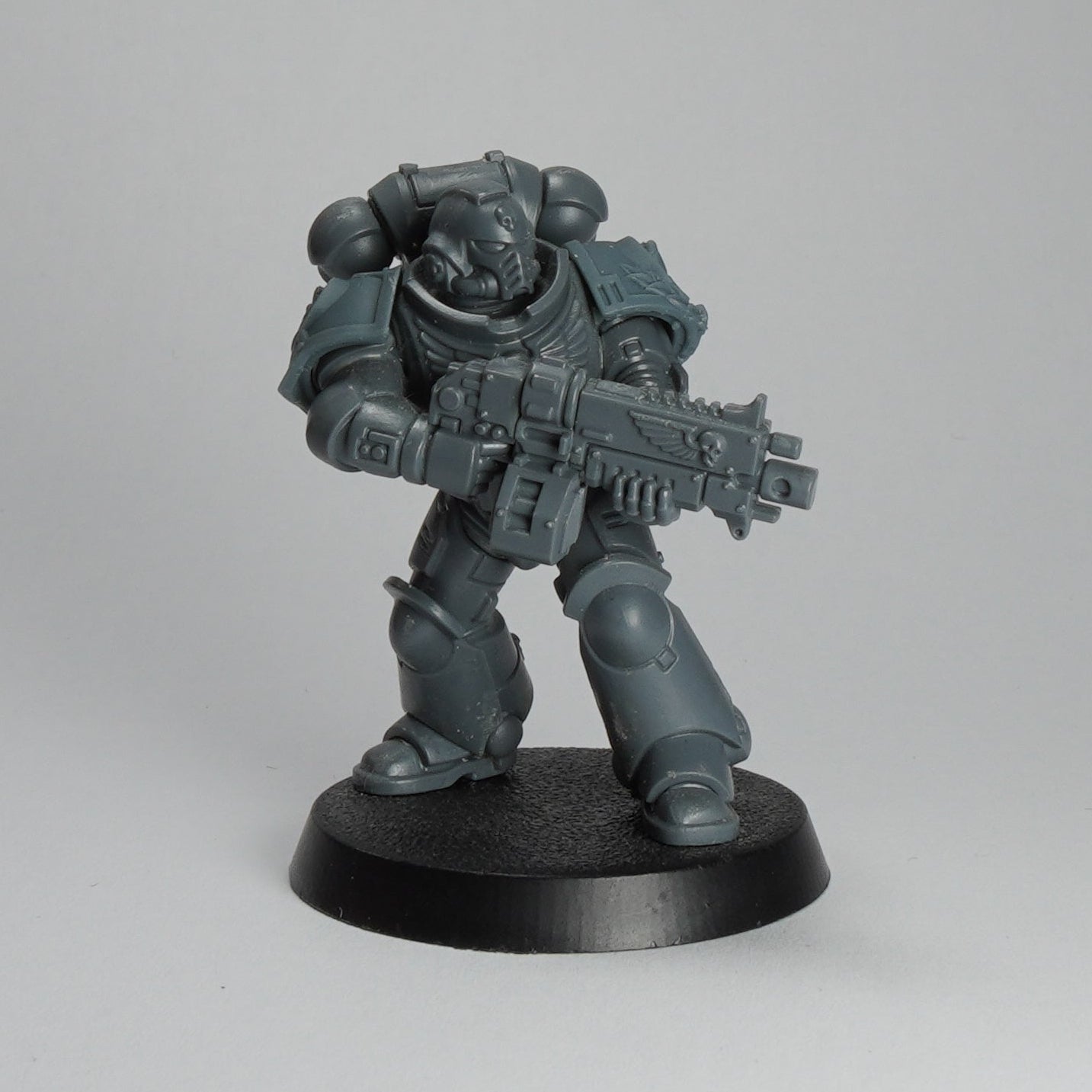 Ornate Shoulder Pad - Legio Fist - Set of 12 - Archies Forge